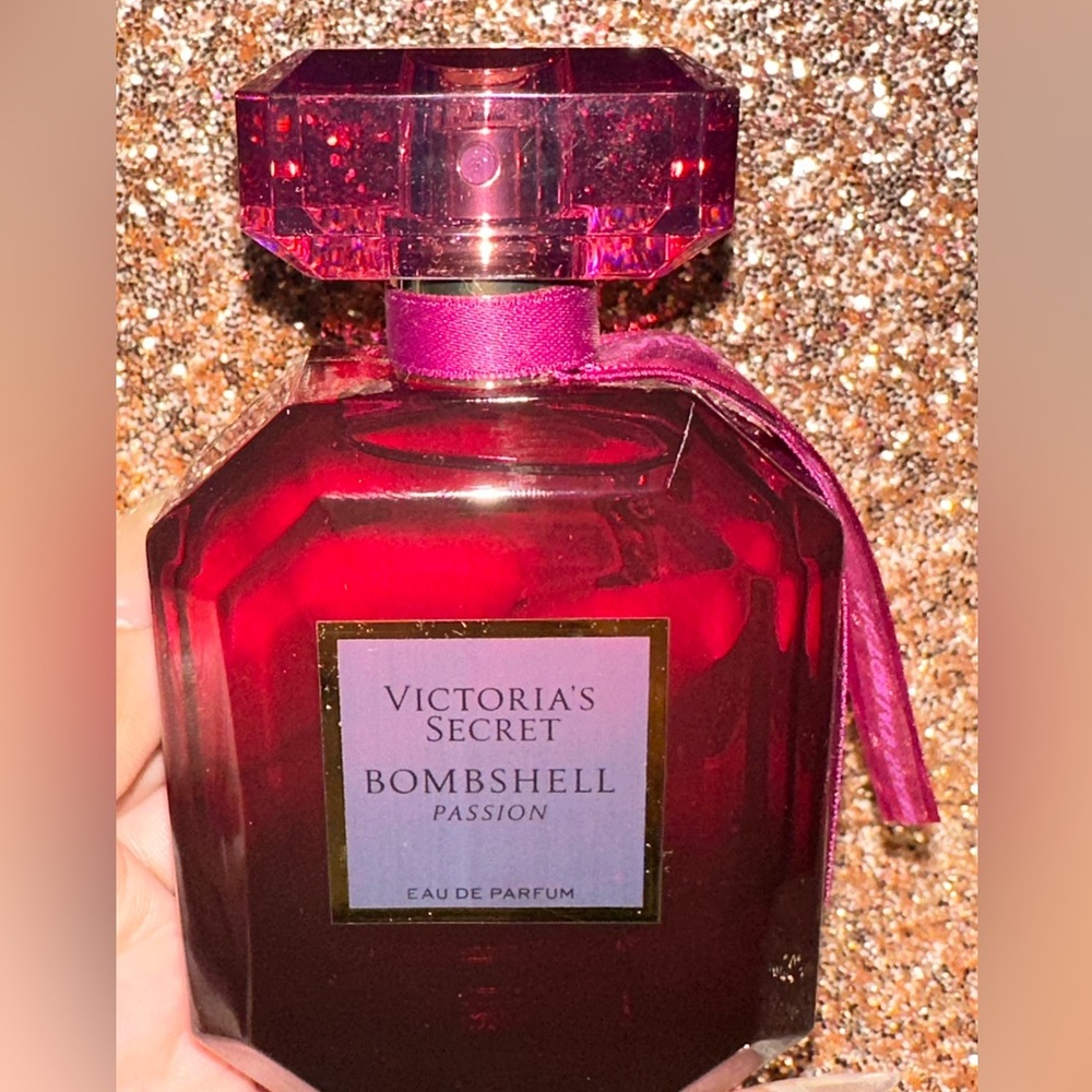 Vitoria Secret Bombshell Passion 1.7 oz